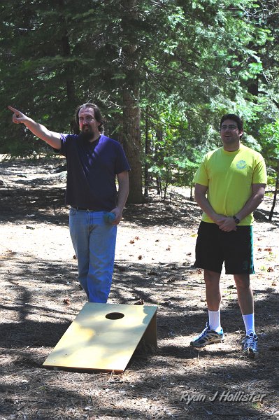 RJH_2403.JPG - Aric calls his shot.